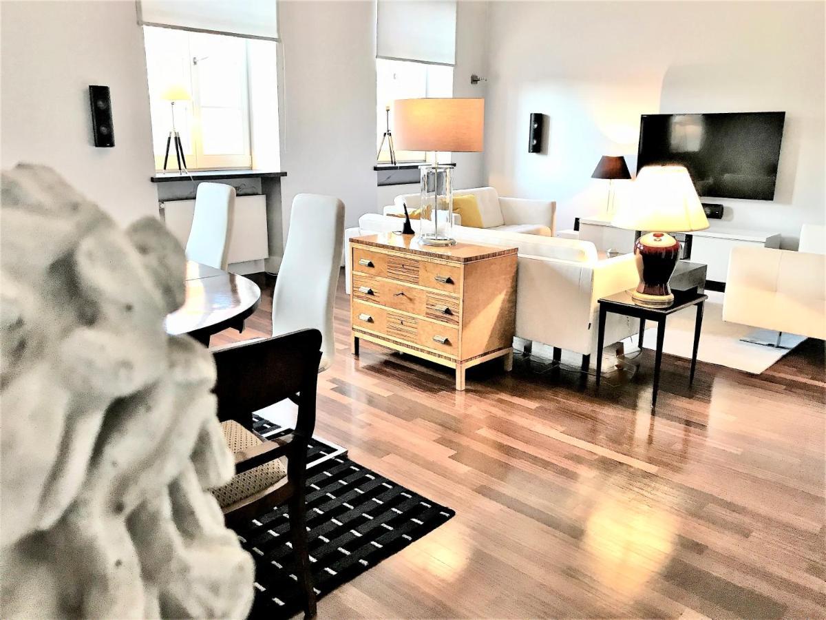 Mondrian Luxury Suites & Apartments Market Square I ワルシャワ エクステリア 写真