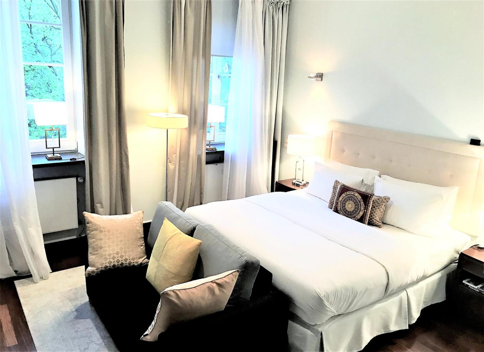 Mondrian Luxury Suites & Apartments Market Square I ワルシャワ エクステリア 写真