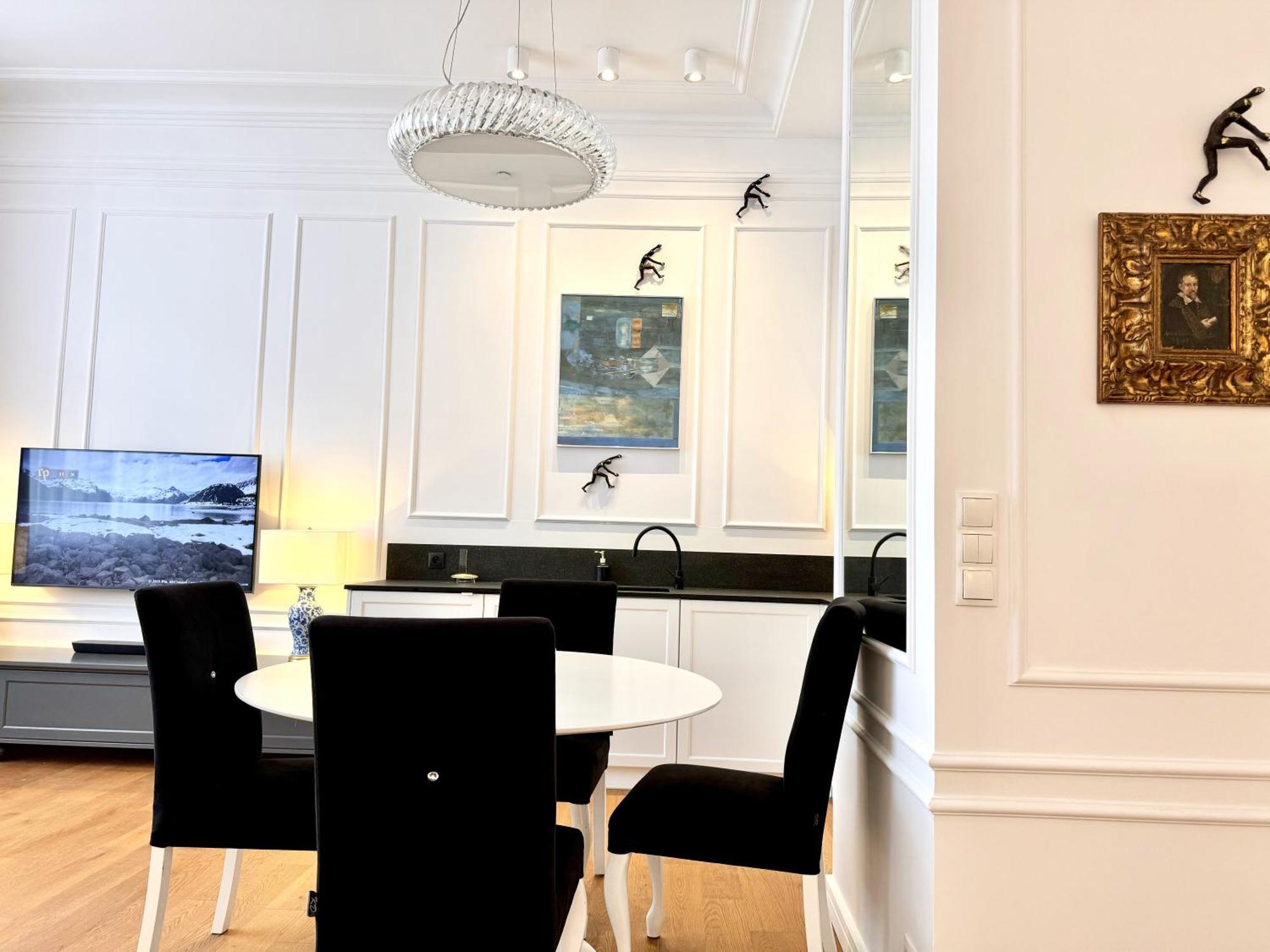 Mondrian Luxury Suites & Apartments Market Square I ワルシャワ エクステリア 写真